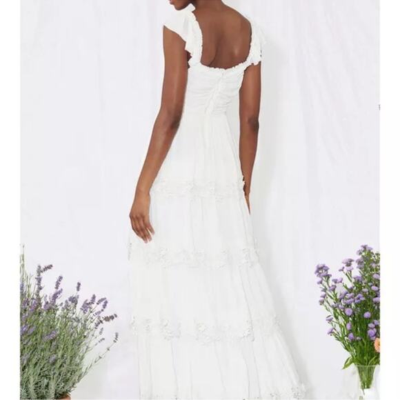 Saylor Narcissa Dress - Picture 3 of 16